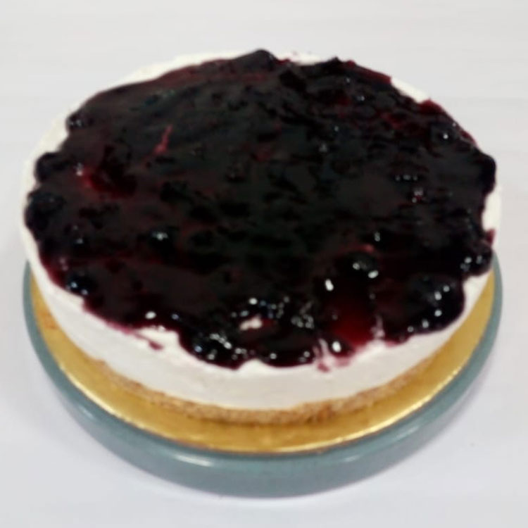 Fresh fruit cream cake
