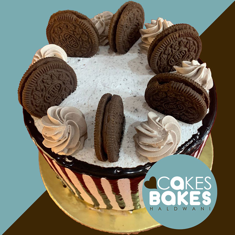 Oreo cake by Cakes & Bakes Haldwani
